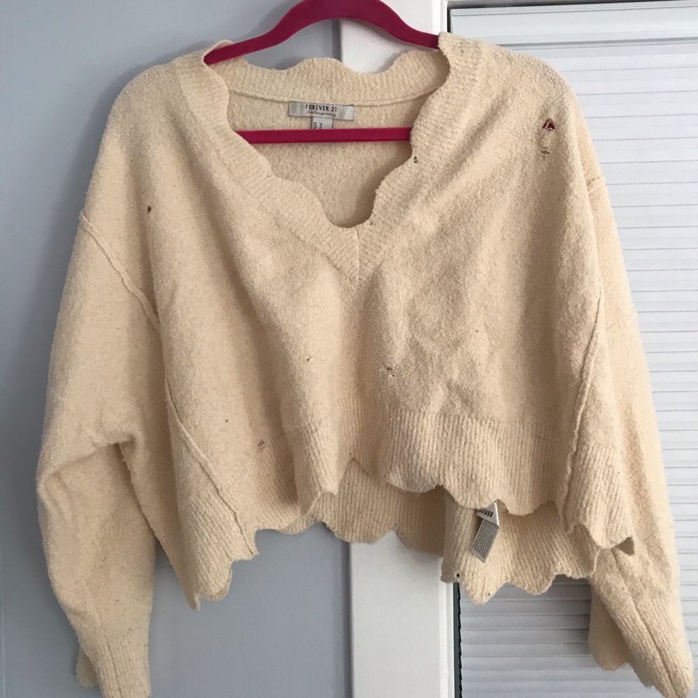 Forever 21 distressed sweater size M